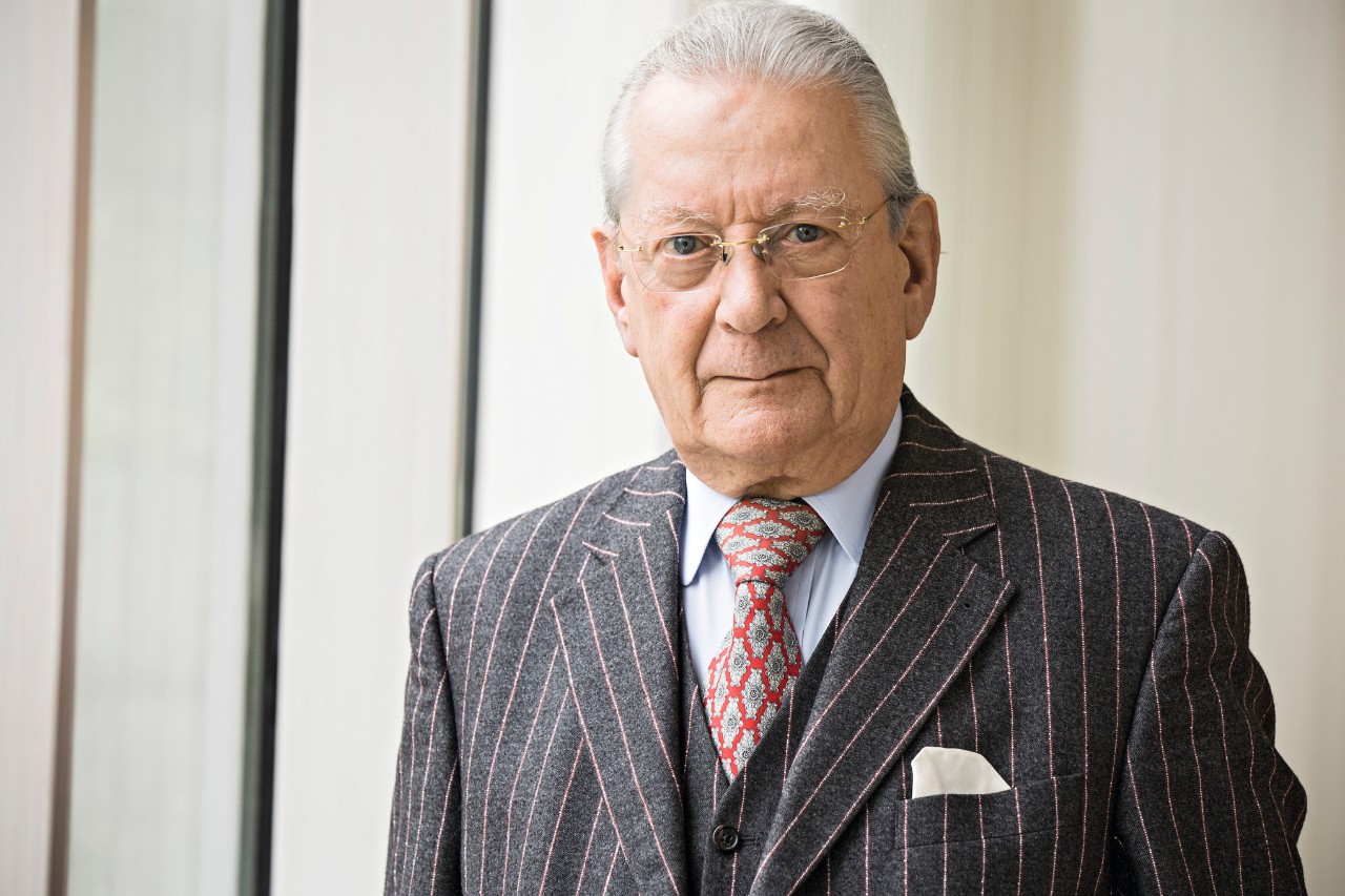 Hans Peter Stihl , socio con<u></u>responsabilidad patrimonial de la empresa